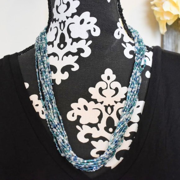 Beaded multi strand Necklace set - Picture 3 of 12